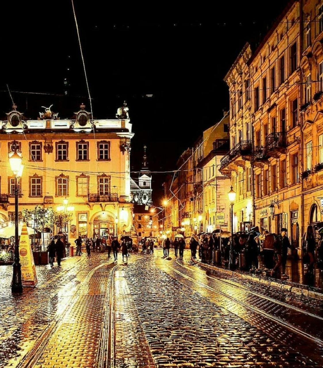Staroevreyskaapart Lviv Bagian luar foto